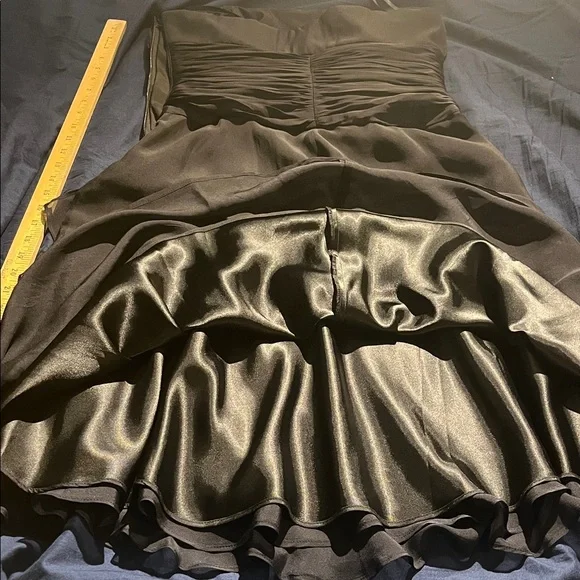 100% Silk WHBM Strapless Black Cocktail Homecoming Dress size 4 natural fibers - Picture 9 of 10